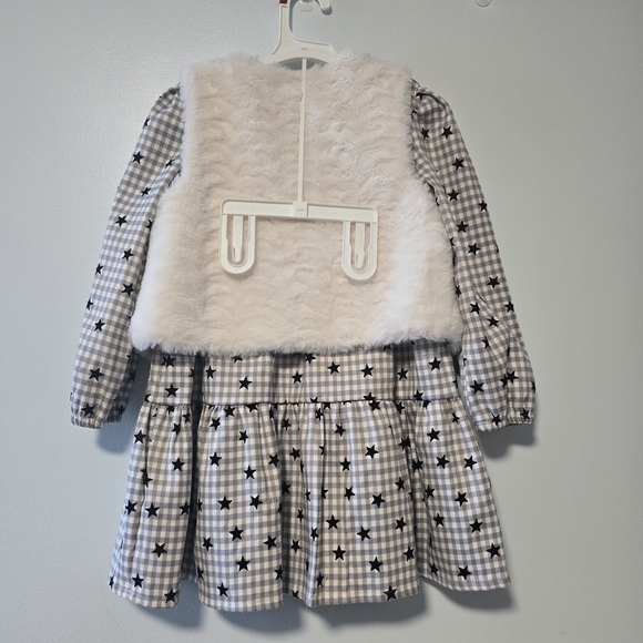 Cat & Jack Gray and White Checkered Star Print 3-Pc Dress, Vest, Tights Size 5T - Picture 6 of 15